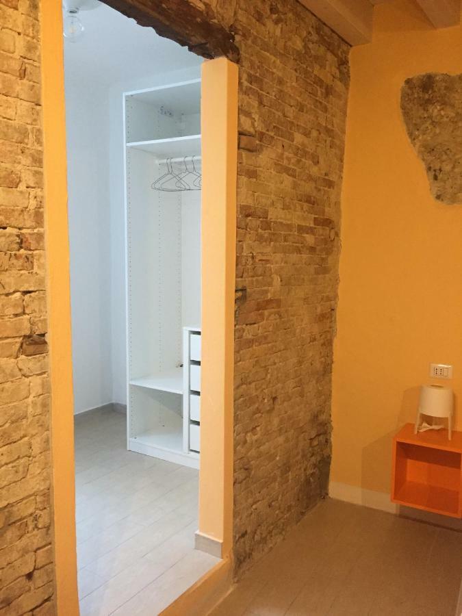 Al Corso Bed and Breakfast Cagliari Buitenkant foto