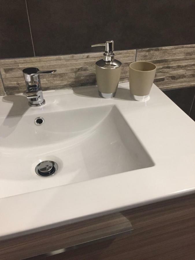 Al Corso Bed and Breakfast Cagliari Buitenkant foto