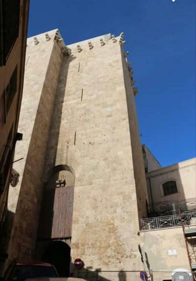 Al Corso Bed and Breakfast Cagliari Buitenkant foto