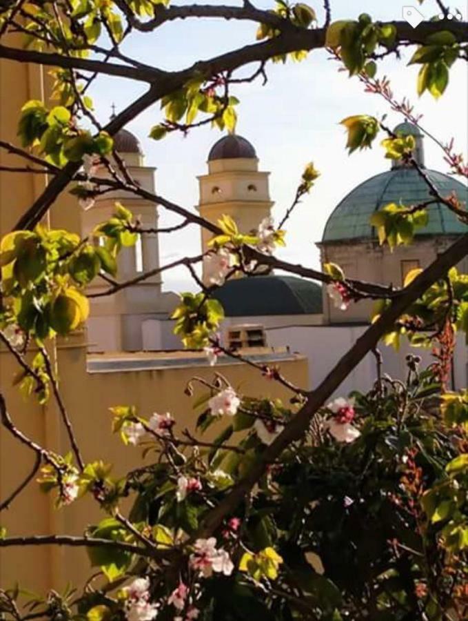 Al Corso Bed and Breakfast Cagliari Buitenkant foto
